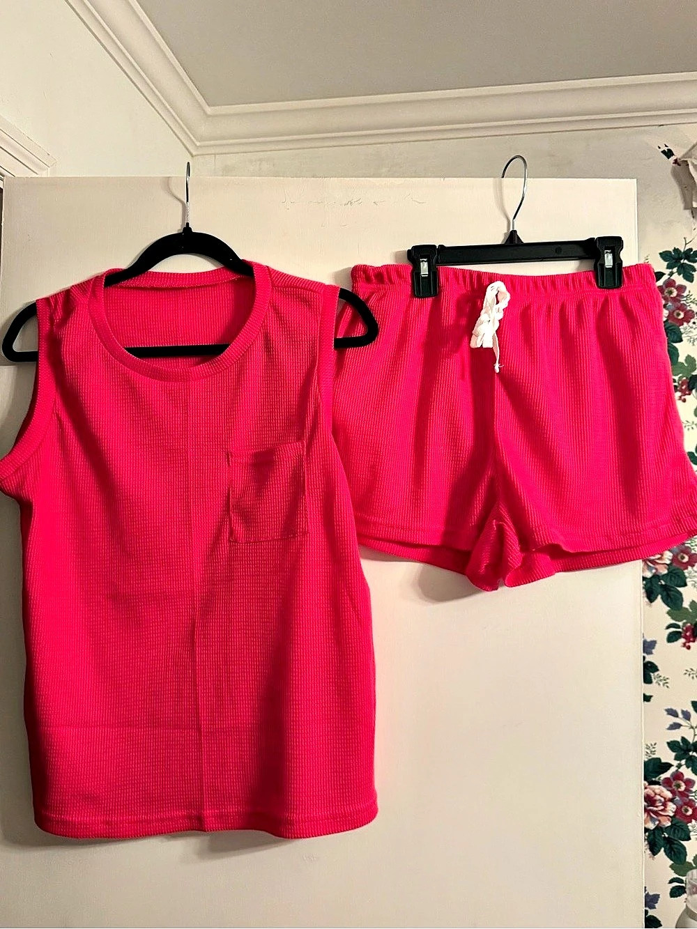SHEIN Pink Athletic Tank Top & Shorts Size Large